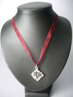 Necklace Rose
