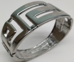 Bracelet metal