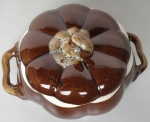 Ceramic pot in the shape of a pumpkin