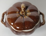 Ceramic pot in the shape of a pumpkin