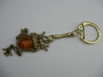 Keyring with amber frog