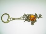 Keyring with amber frog
