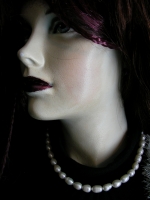 Necklace pearls
