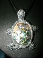 Necklace turtle