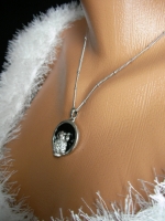 Necklace pendant