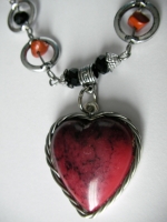 Necklace pendant heart