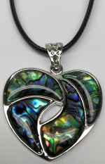 Necklace mother of pearl heart
