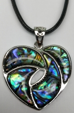 Necklace mother of pearl heart