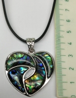 Necklace mother of pearl heart