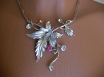 Necklace and earrings - flowers