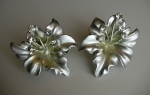 Necklace and earrings - flowers