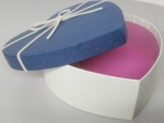 Gift box heart small