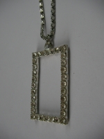 Pendant skull