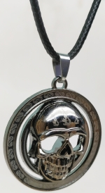 Medallion pendant metal skull