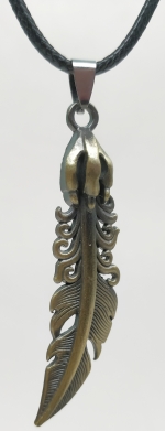 Medallion pendant metal feather