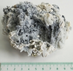 Mineral cluster