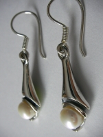 Earrings silver pearl