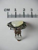 Обеци
