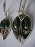 pendants, double drop with a sharp peak