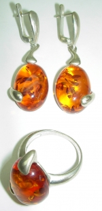 Earrings long natural amber