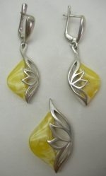 Earrings long natural amber