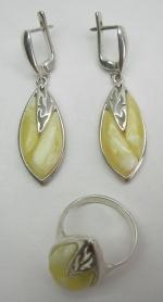 Earrings long natural amber