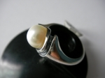 Ring silver pearl