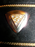 Small chain with 4 pendants