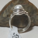 Silver ring snake big pearl