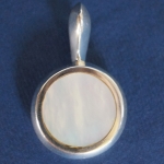 Silver pendant with white nacre