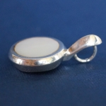 Silver pendant with white nacre