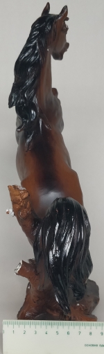 Statuette figure horse polirizin