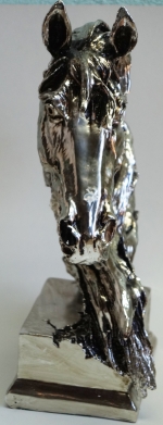 Statuette horse head