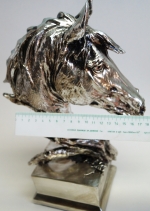 Statuette horse head
