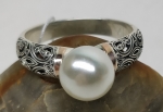 Unique Silver ring Pearl
