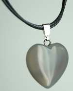Pendant natural stone agate heart