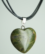 Pendant natural stone onyx heart