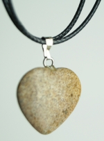 Pendant natural stone heart