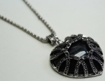 Pendant medallion
